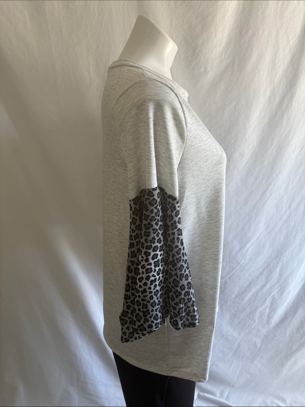Luna light  Gray Women's Leopard Sleeve Knit Top